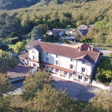 D'hotes Le Cedre Bleu Gæstehus Saint-Lattier