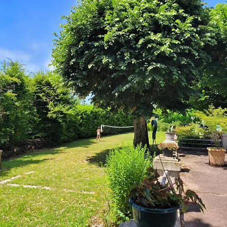 D'hotes Le Cedre Bleu Guest house Saint-Lattier